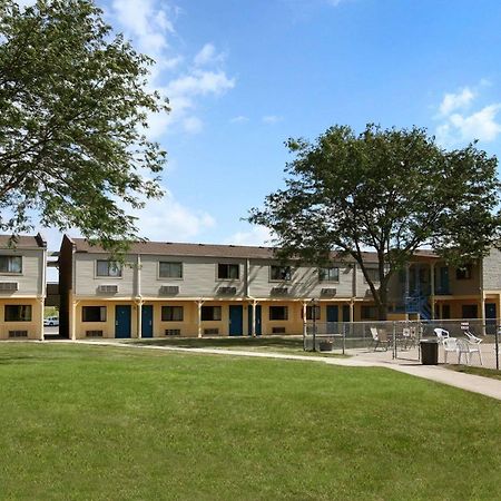 Days Inn By Wyndham Bowling Green Exteriör bild