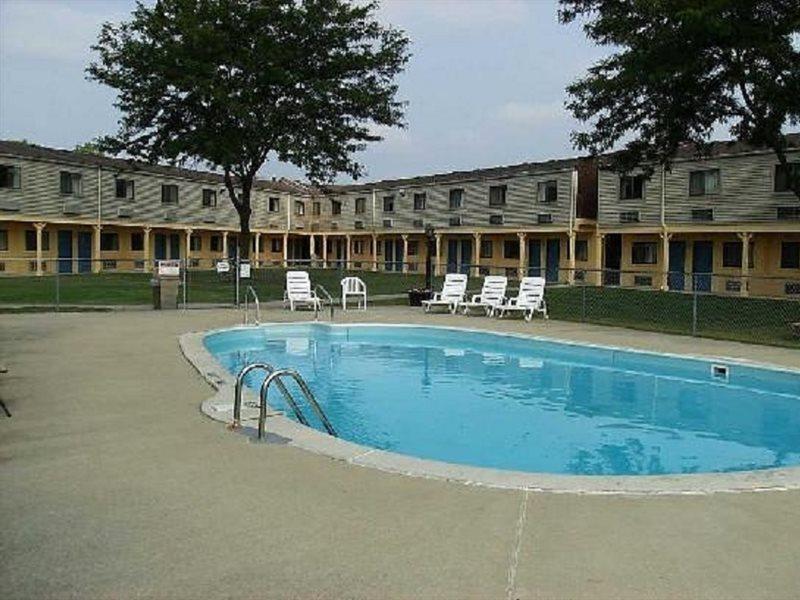 Days Inn By Wyndham Bowling Green Exteriör bild